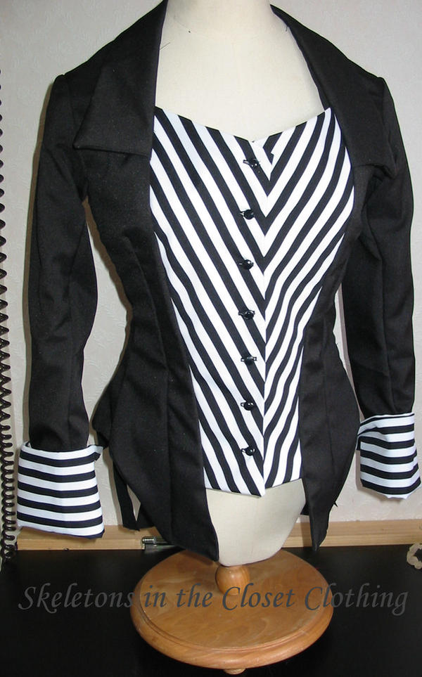 Victorian_Jacket_by_BlackvelvetSITC.jpg